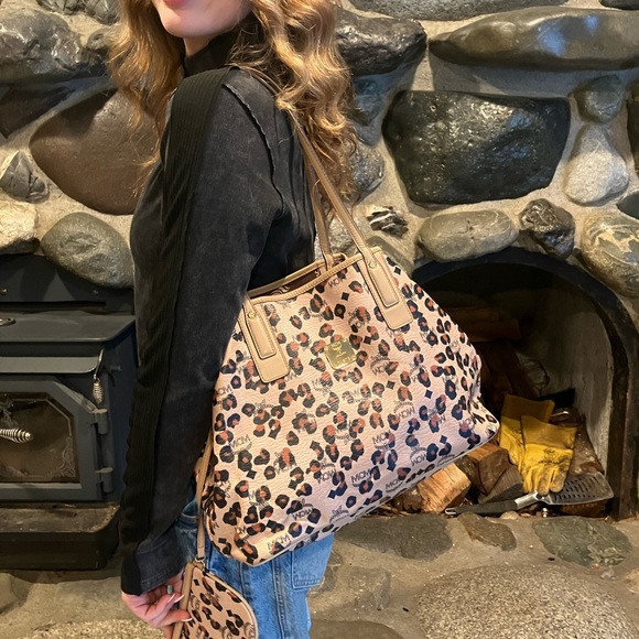 MCM Leopard-Print Tote LOVELESS.GUILD PRIME EXCLUSIVE!